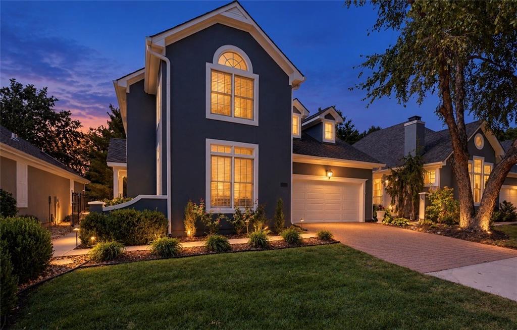 12468 Westgate St, Overland Park, KS 66213