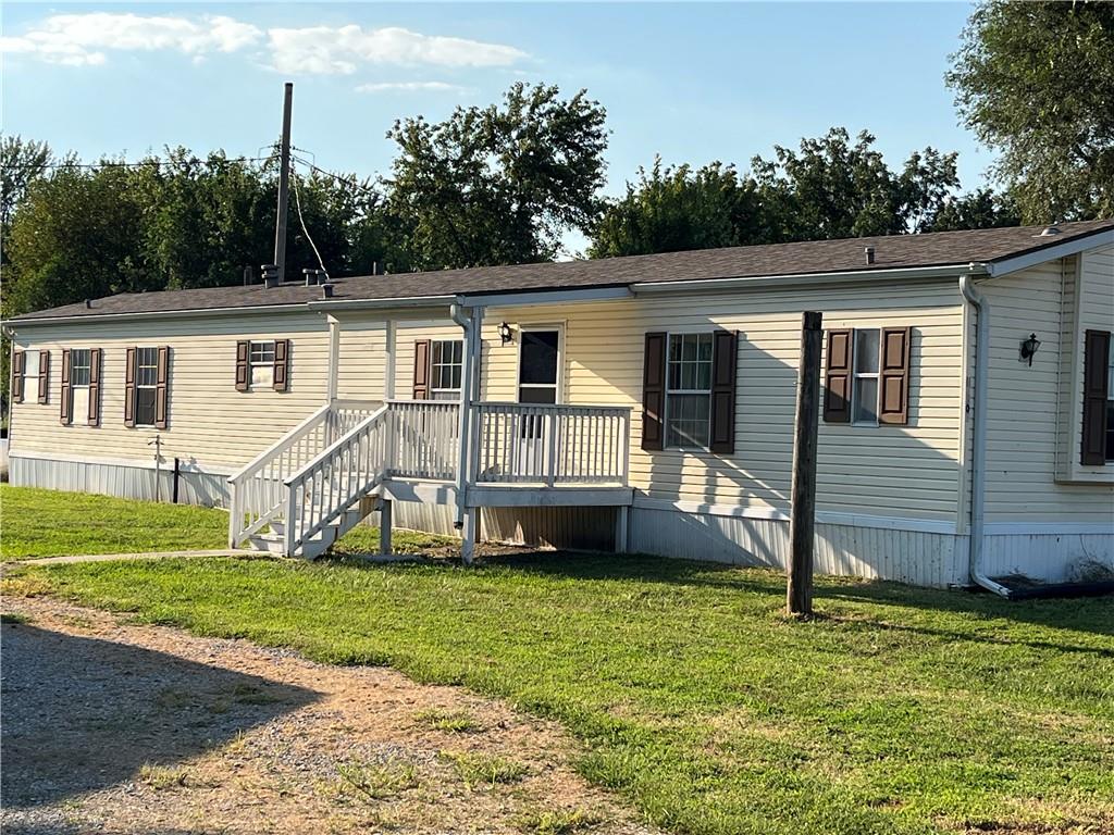4704 N Adams Rd, Independence, MO 64058