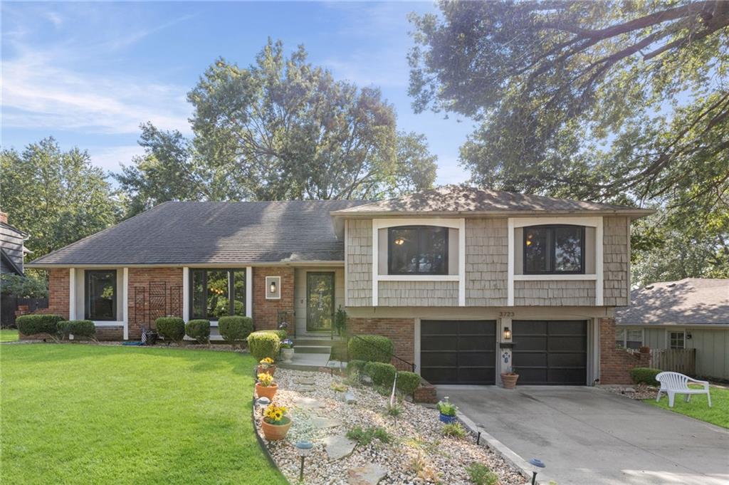 3723 E 104th St, Kansas City, MO 64137