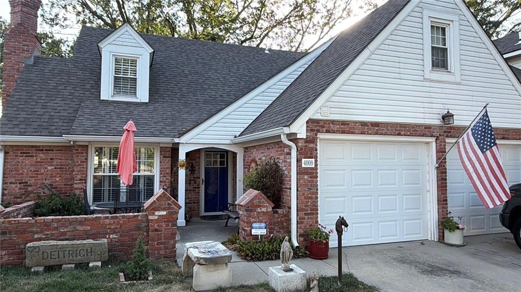 4009 Vintage Ct, Lawrence, KS 66047