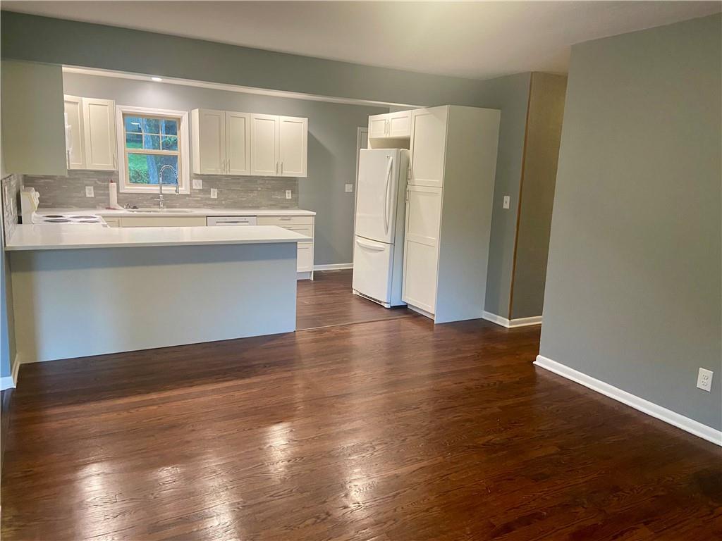5201 S Norfleet Rd, Independence, MO 64055
