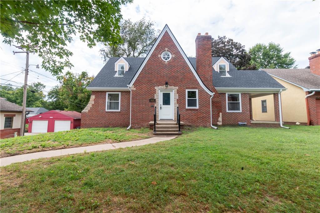 412 N 25th St, St Joseph, MO 64501