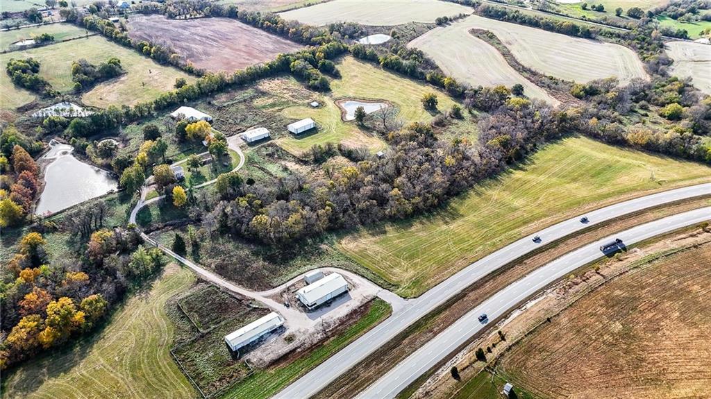 32705 South 7 Highway Rd, Creighton, MO 64739