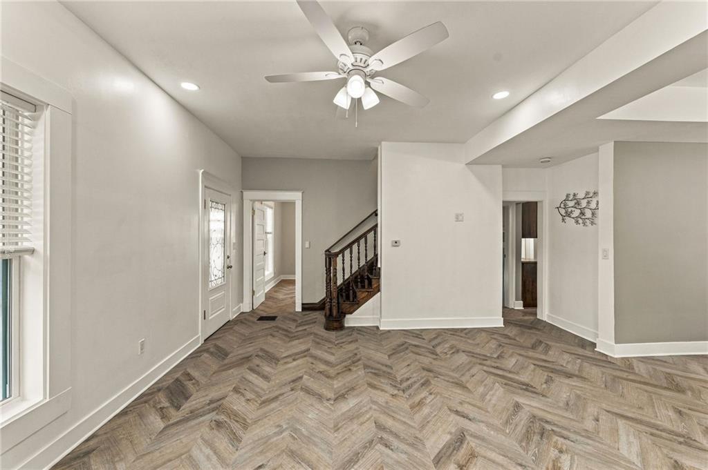 1432 W Walnut St, Independence, MO 64050