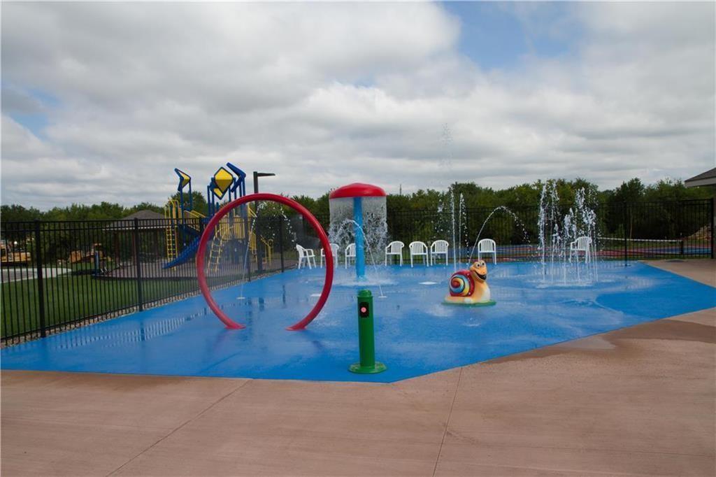 20850 W 190th Pl, Spring Hill, KS 66083