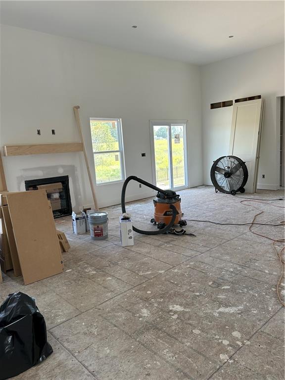 463 Green Dr, Lawson, MO 64062