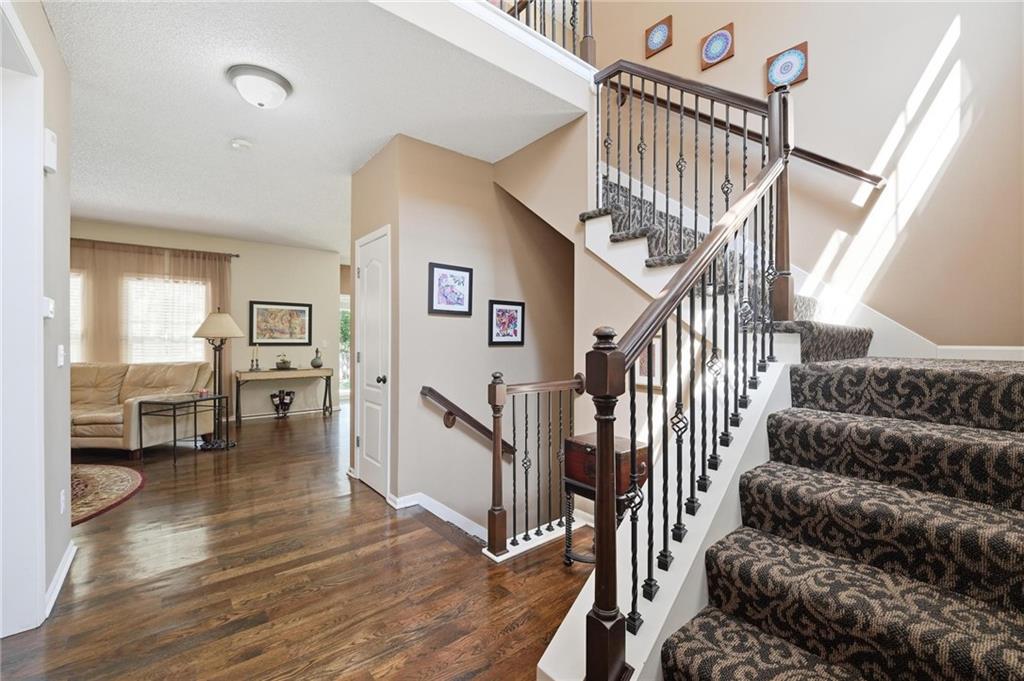 17744 W 159th Ter, Olathe, KS 66062
