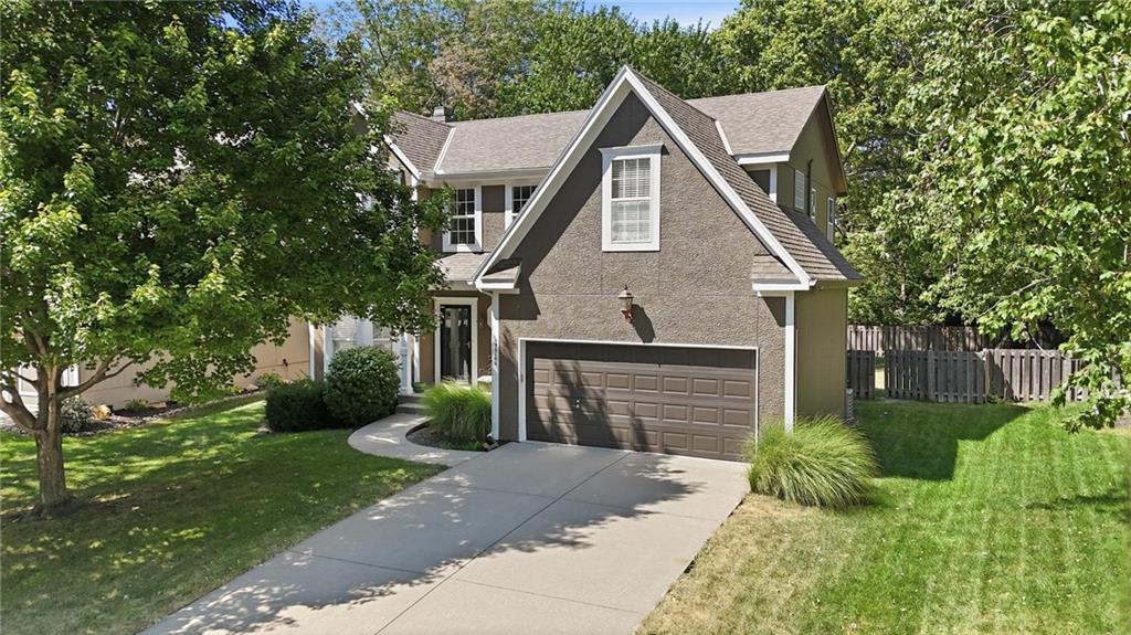 17744 W 159th Ter, Olathe, KS 66062