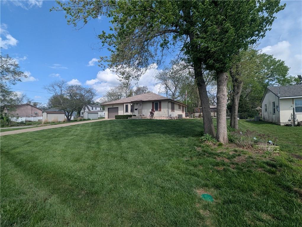 701 S Oakland St, Harrisonville, MO 64701