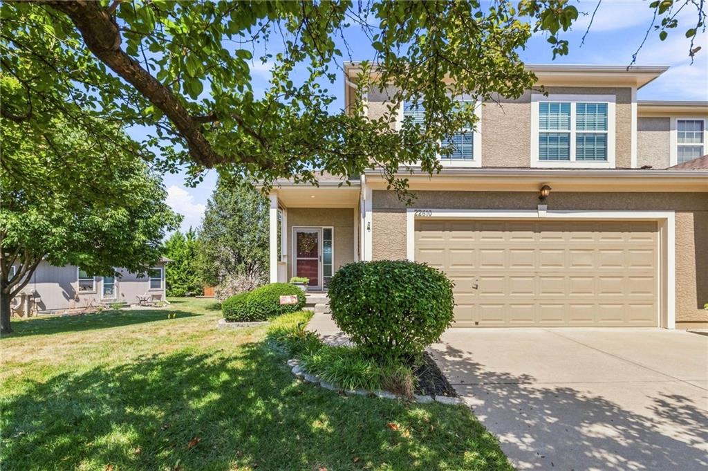 22610 W 72nd Ter, Shawnee, KS 66227