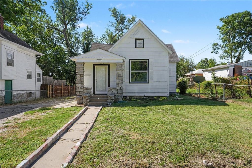1139 Garfield Ave, Kansas City, KS 66104