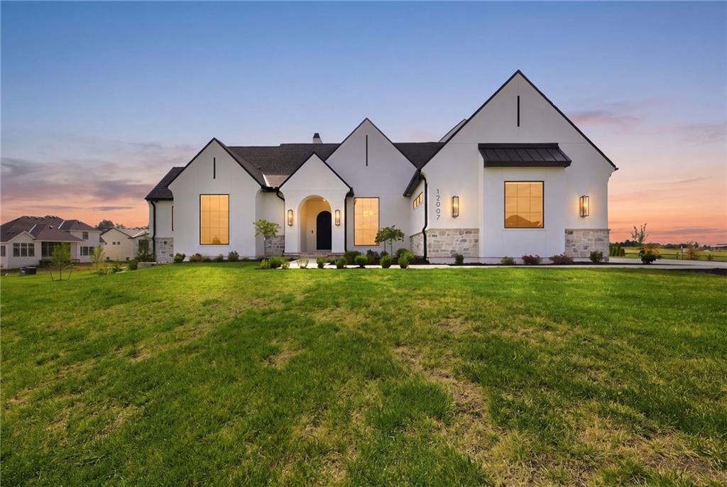 12007 W 173rd Ter, Overland Park, KS 66221