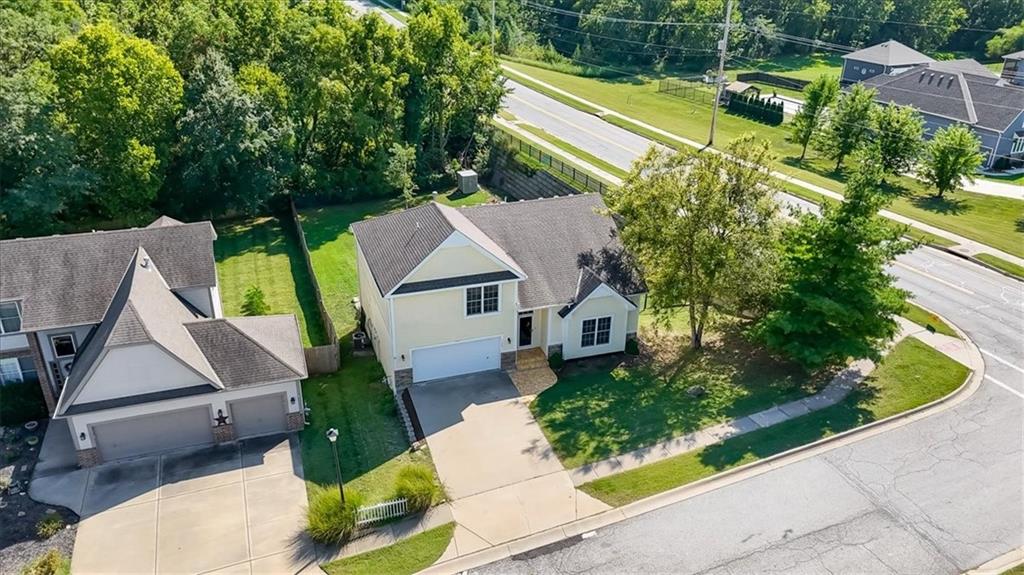 11461 Parkview Ave, Kansas City, KS 66109