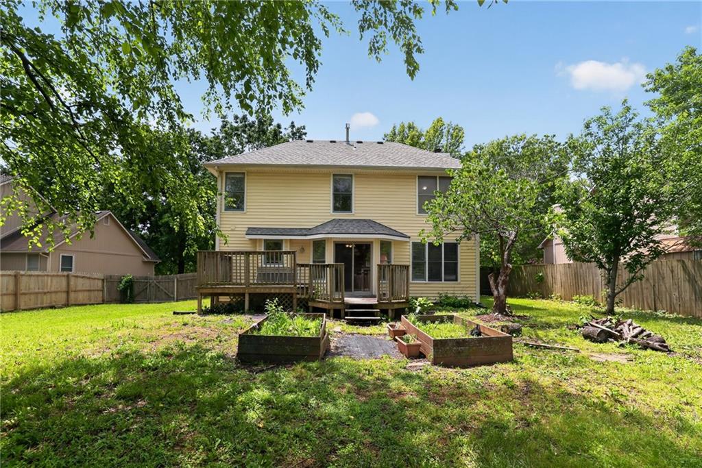 2810 Gill Ave, Lawrence, KS 66047