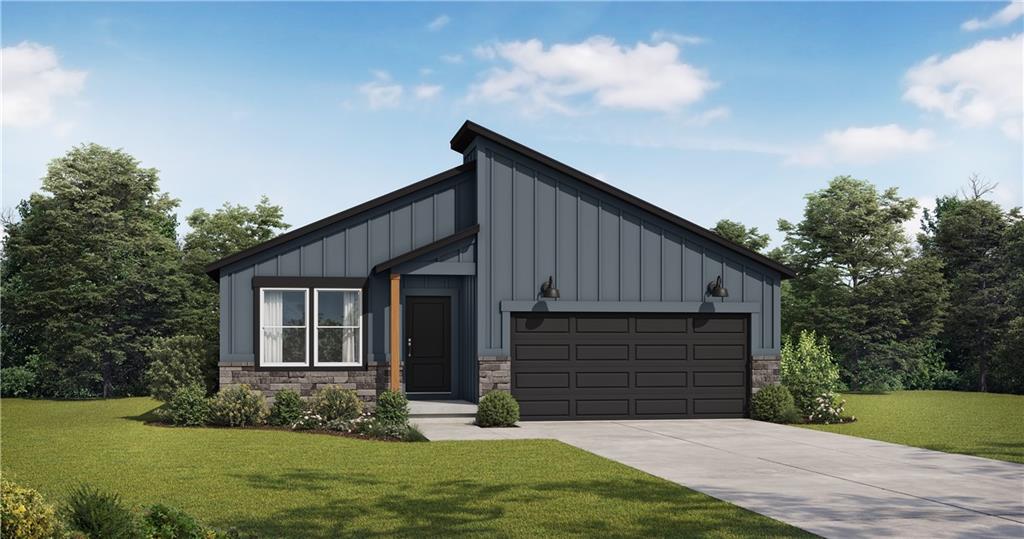 1013 Camelback Trl, Raymore, MO 64083