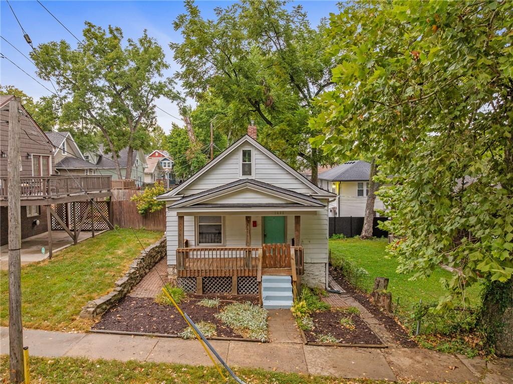 1406 W 45th St, Kansas City, MO 64111