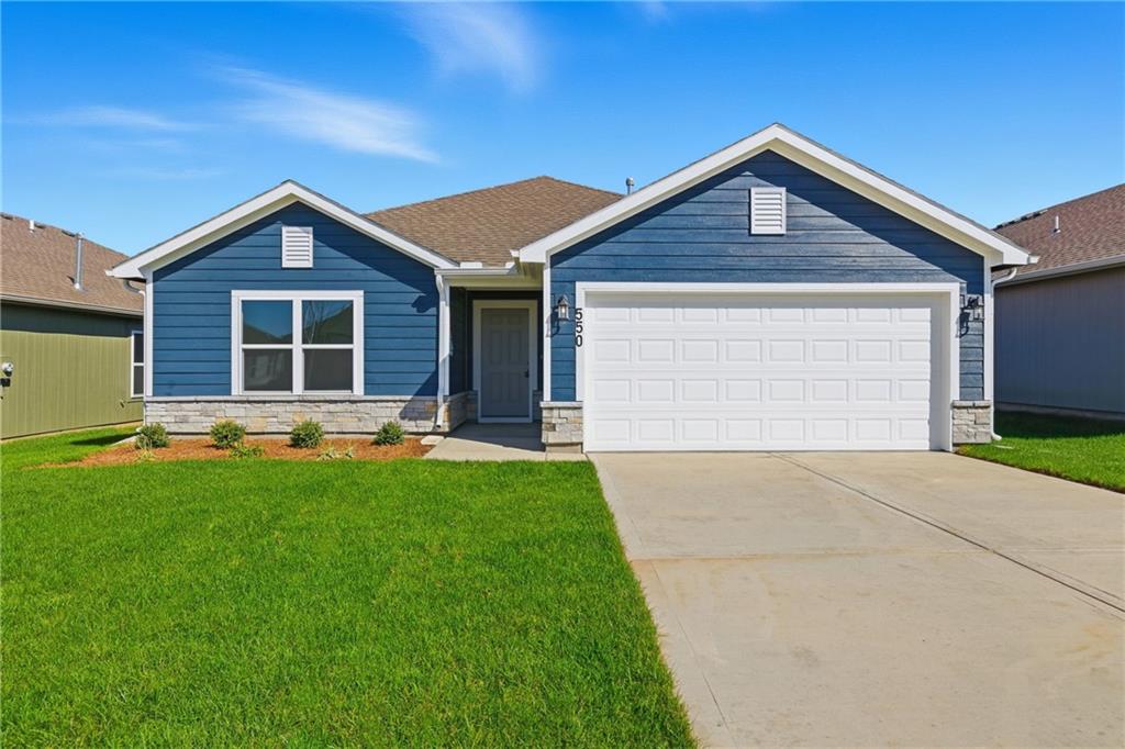 829 N Buckeye St, Gardner, KS 66030