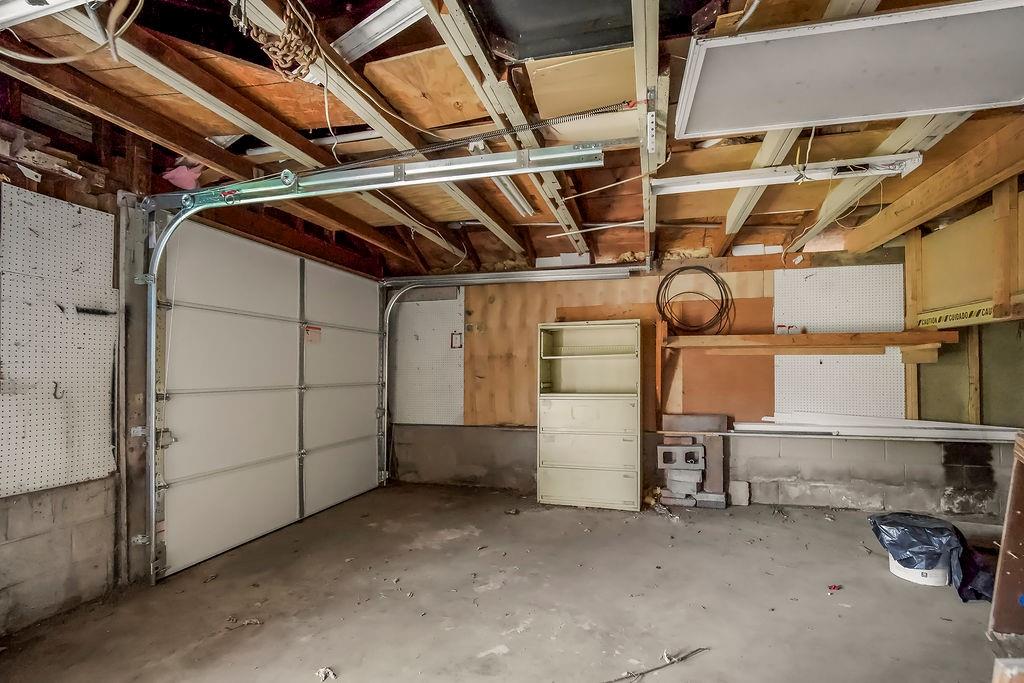 10522 E 6th St, Independence, MO 64053