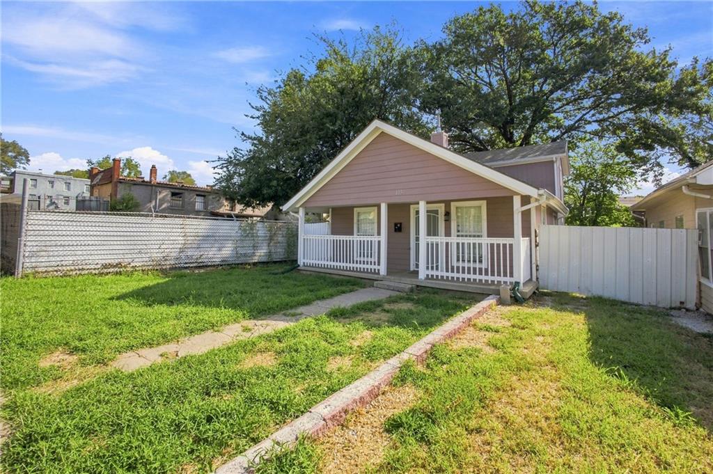 113 Topping Ave, Kansas City, MO 64123