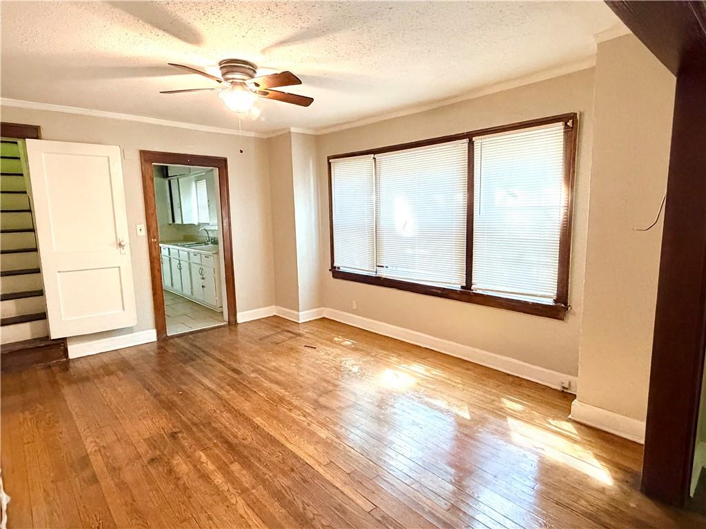 5233 Highland Ave, Kansas City, MO 64110