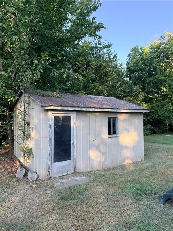 324 Main St, Nortonville, KS 66060