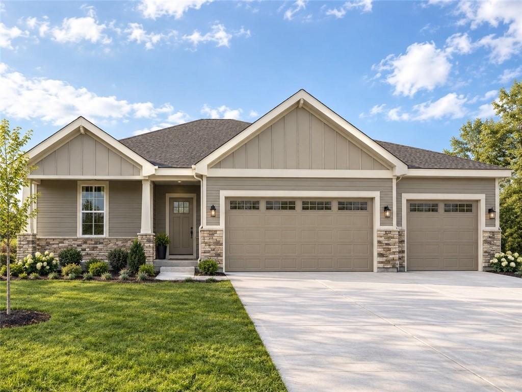 2044 Brooke St, Liberty, MO 64068