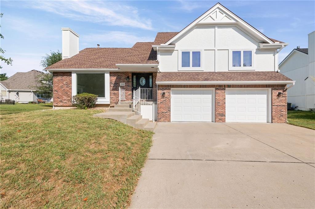2018 NW 81st Pl, Kansas City, MO 64151