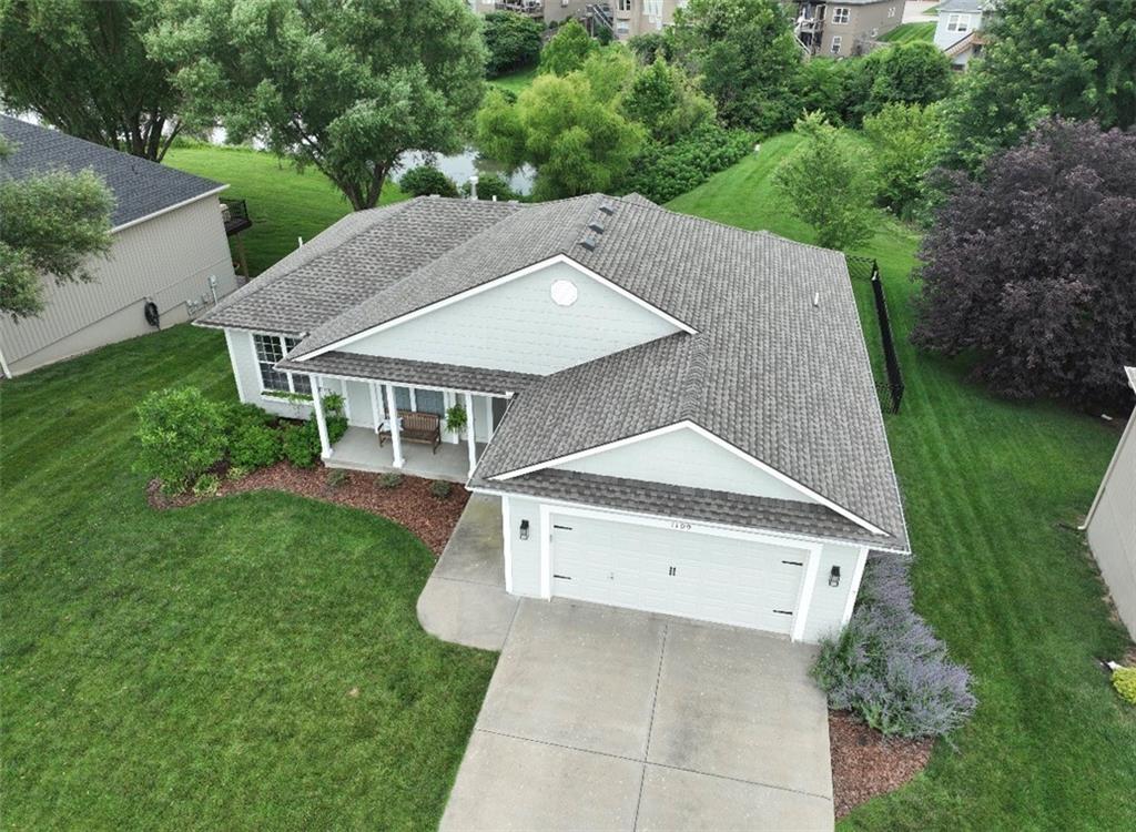 1109 NW 92nd St, Kansas City, MO 64155