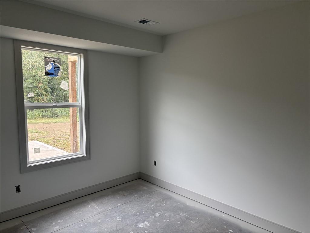 20041 W 226th Ter, Spring Hill, KS 66083