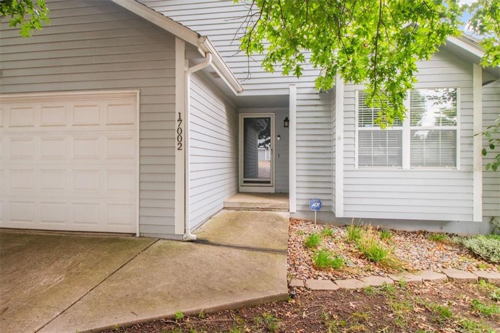 17002 E 45 St S, Independence, MO 64055