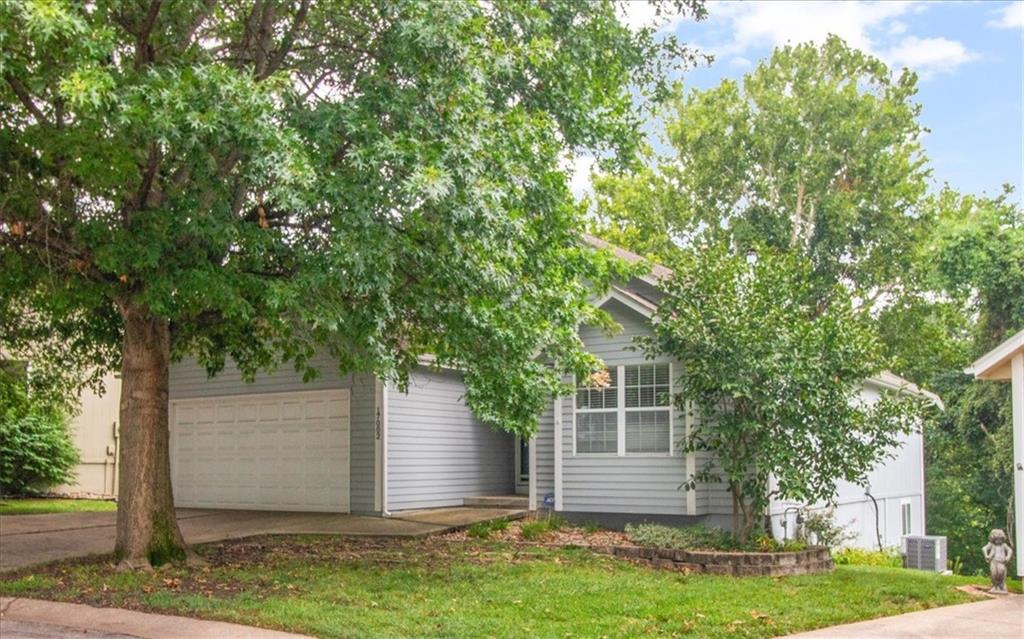17002 E 45 St S, Independence, MO 64055