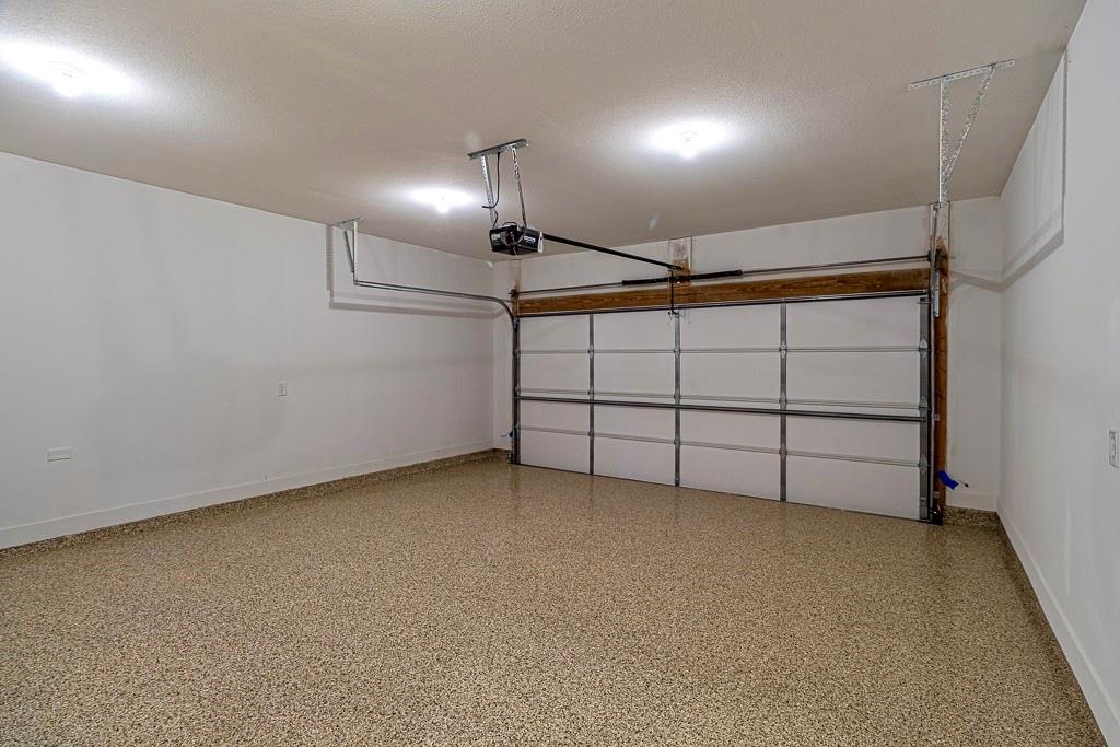 3002 Sheffield Ln, St Joseph, MO 64506