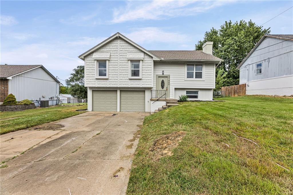 21400 W 181st Ter, Olathe, KS 66062