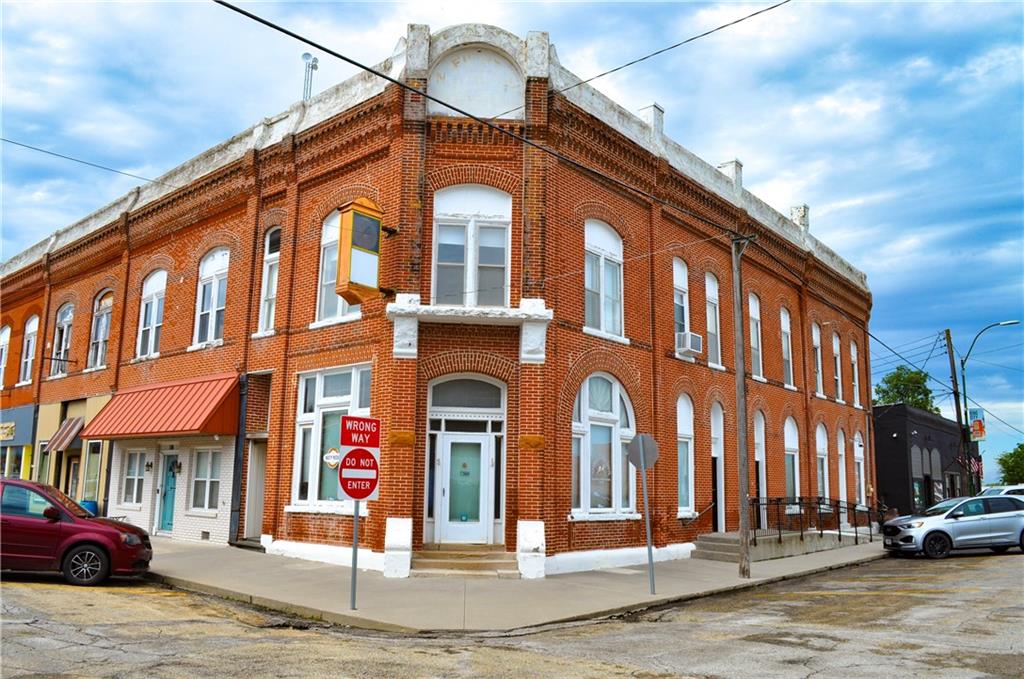 101 N Ohio St, King City, MO 64463