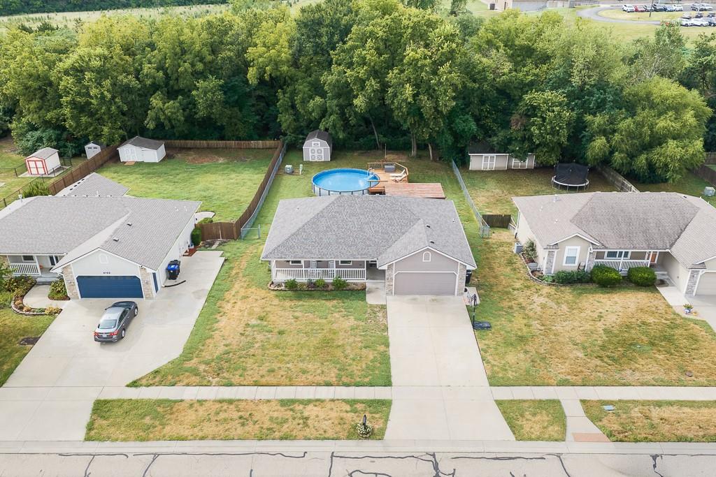 4045 SE 23rd Ter, Tecumseh, KS 66542