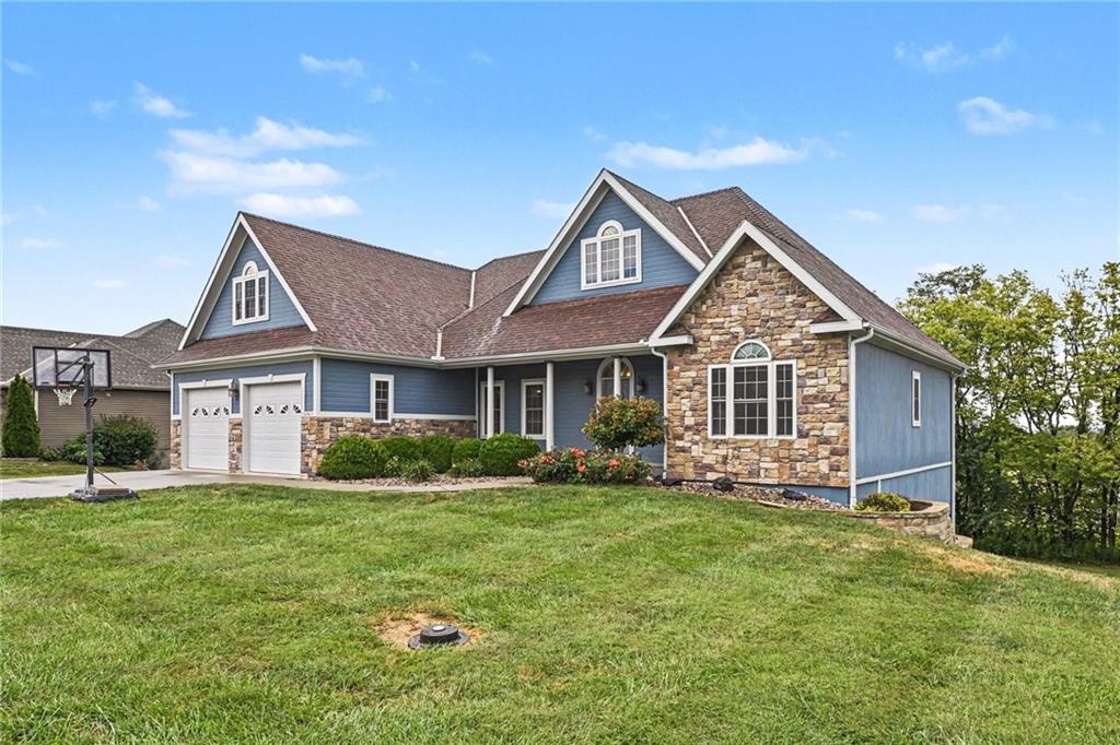 14060 Millstone Blvd, St Joseph, MO 64505