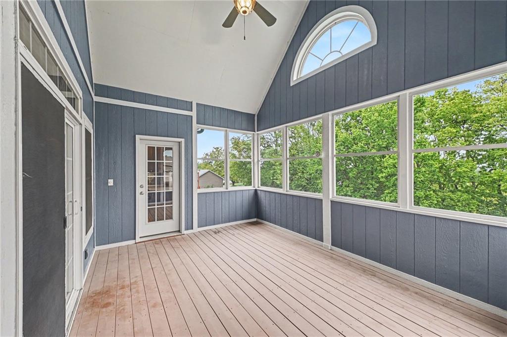 14060 Millstone Blvd, St Joseph, MO 64505