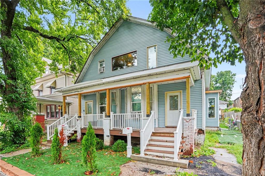 625 N 22nd St, St Joseph, MO 64506