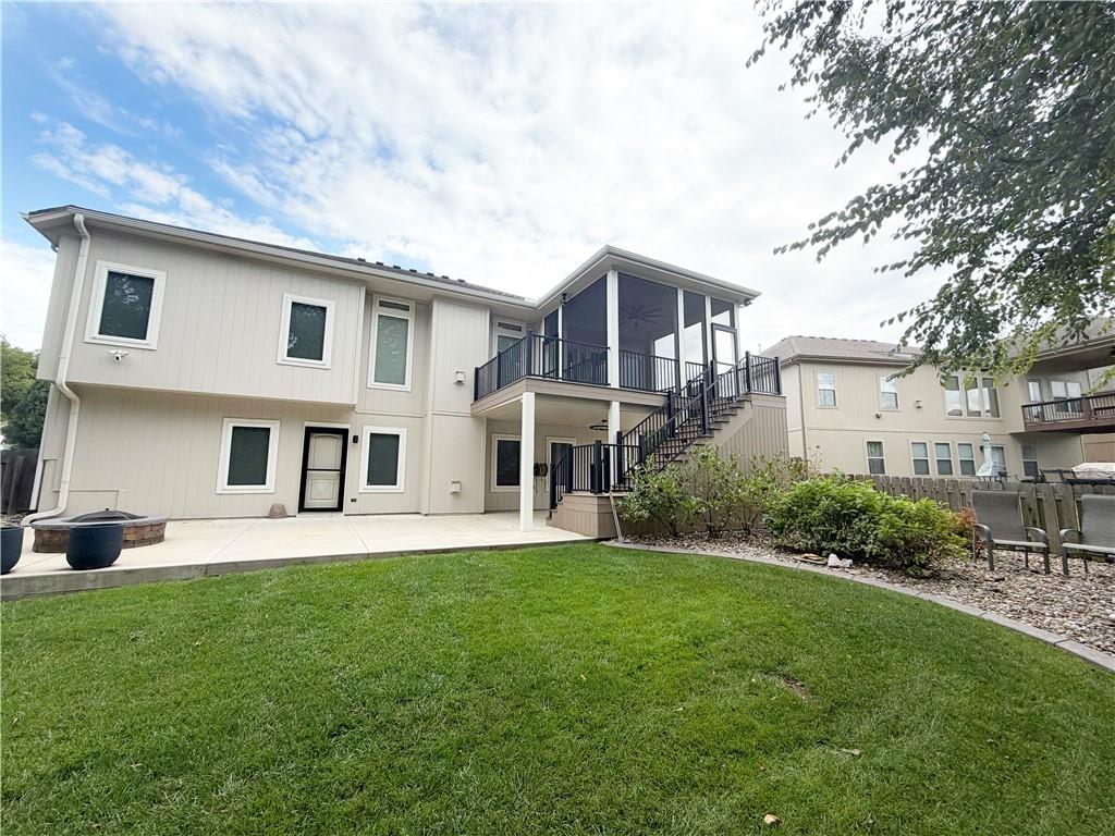 9320 N Dawn Ave, Kansas City, MO 64154