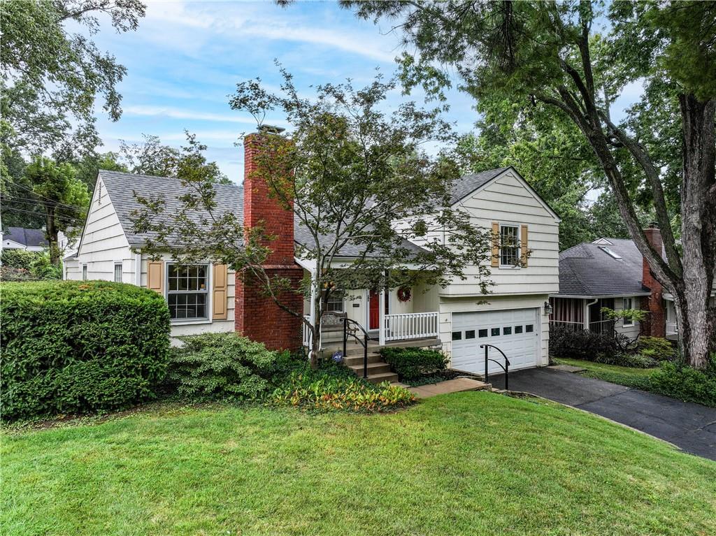 2805 W 73 St, Prairie Village, KS 66208