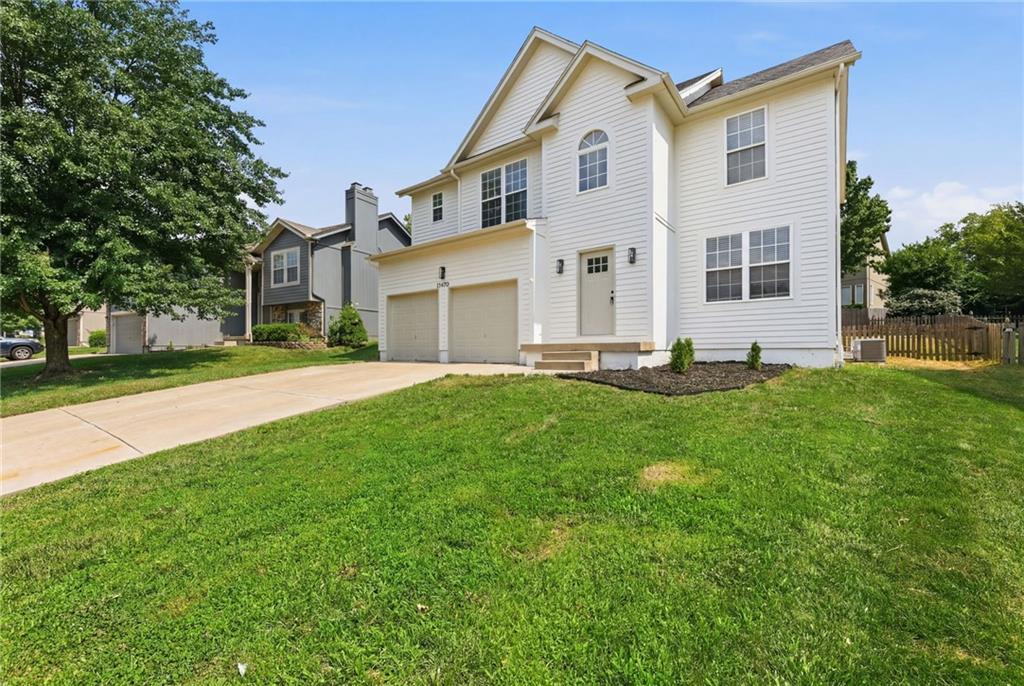21470 W 122nd St, Olathe, KS 66061