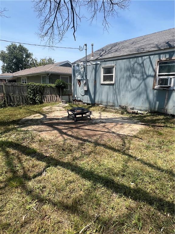 629 W Oak St, Independence, KS 67301