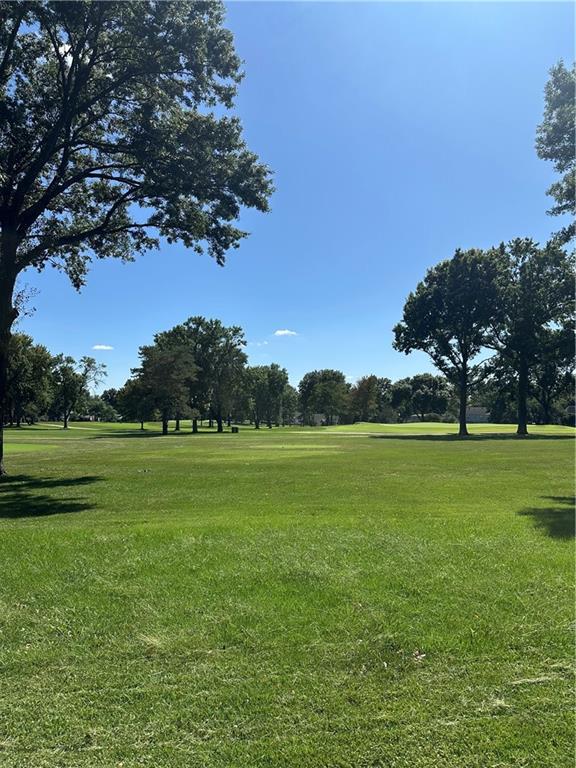 12724 Overbrook Rd, Leawood, KS 66209