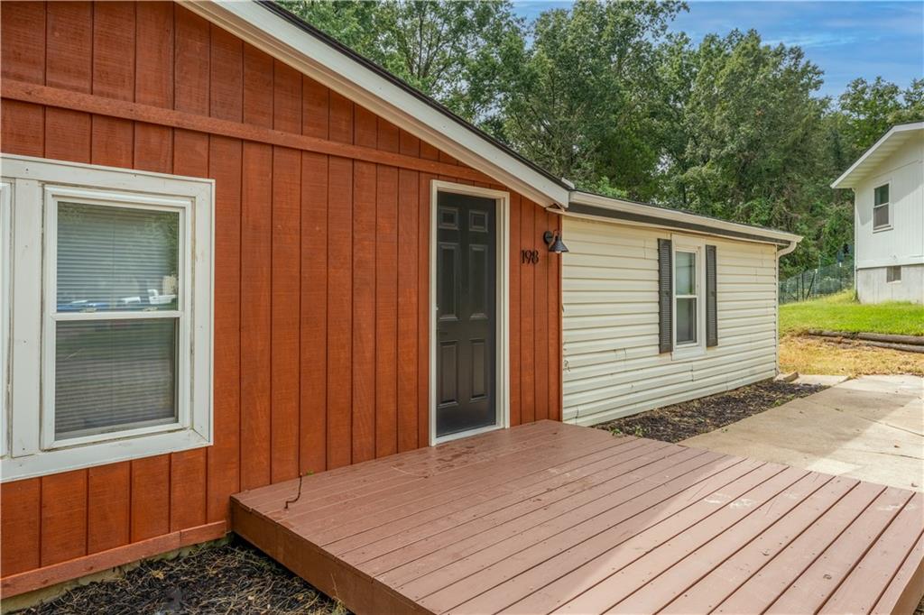 198 SE 51st Rd, Warrensburg, MO 64093