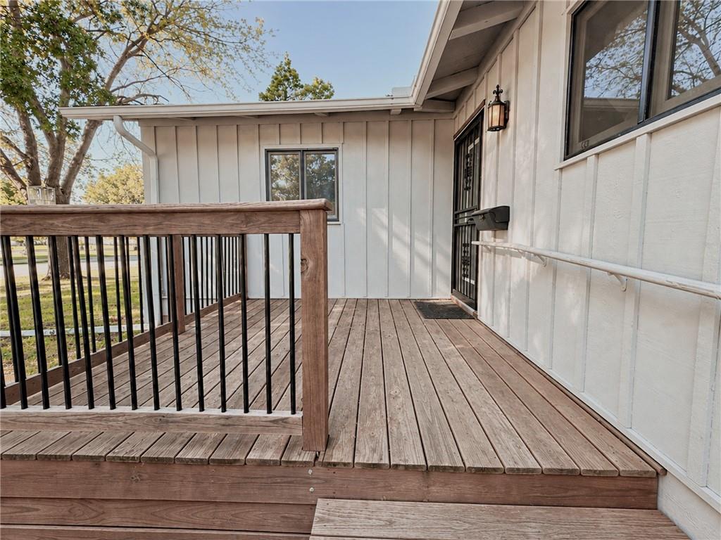 1417 S Ash St, Ottawa, KS 66067