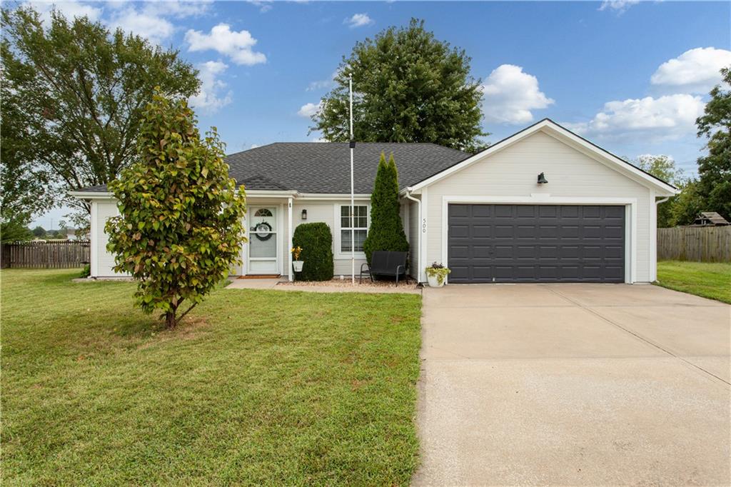 500 Birch St, Peculiar, MO 64078