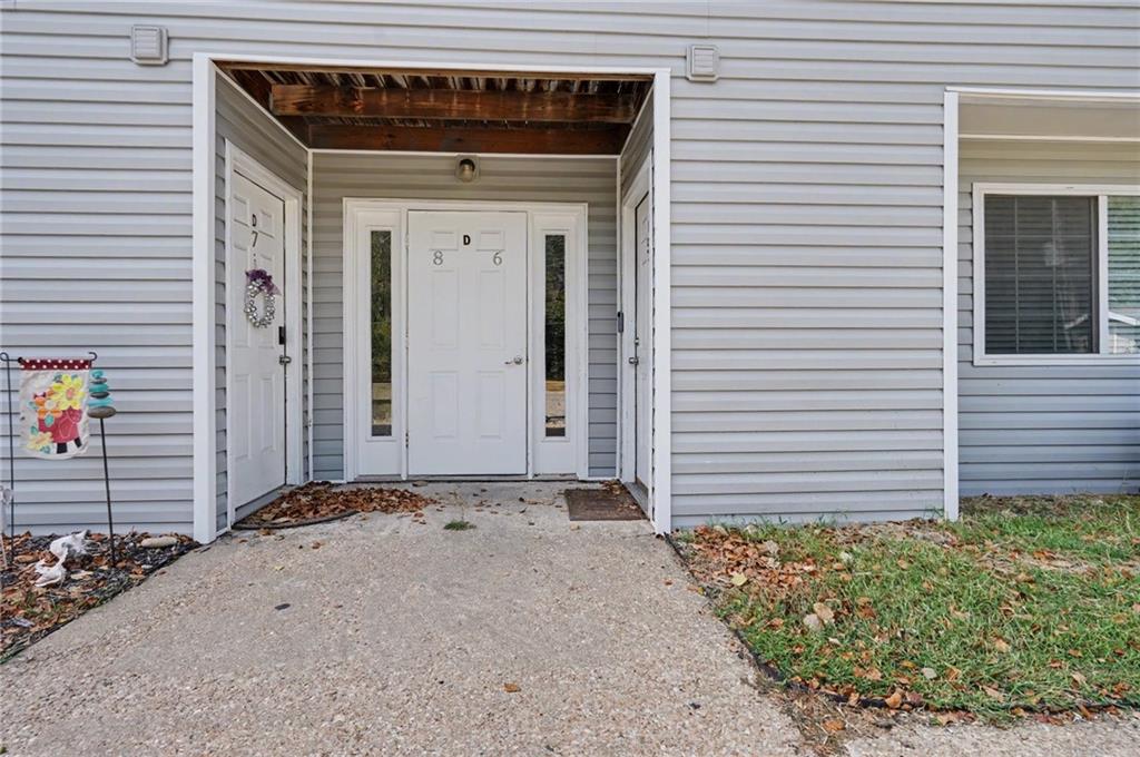 1502 W 25th Ct #D8, Lawrence, KS 66046