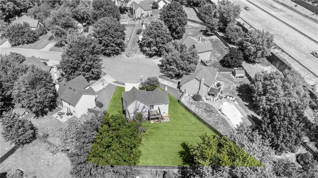 8007 W 148th Ter, Overland Park, KS 66223
