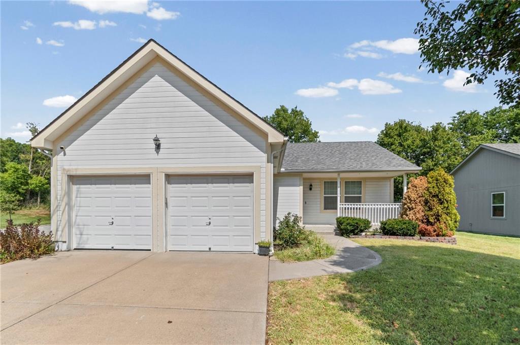 8600 NE 116th St, Kansas City, MO 64157