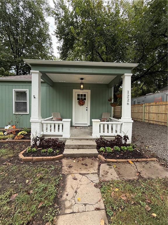 1226 Almira St, Lawrence, KS 66044